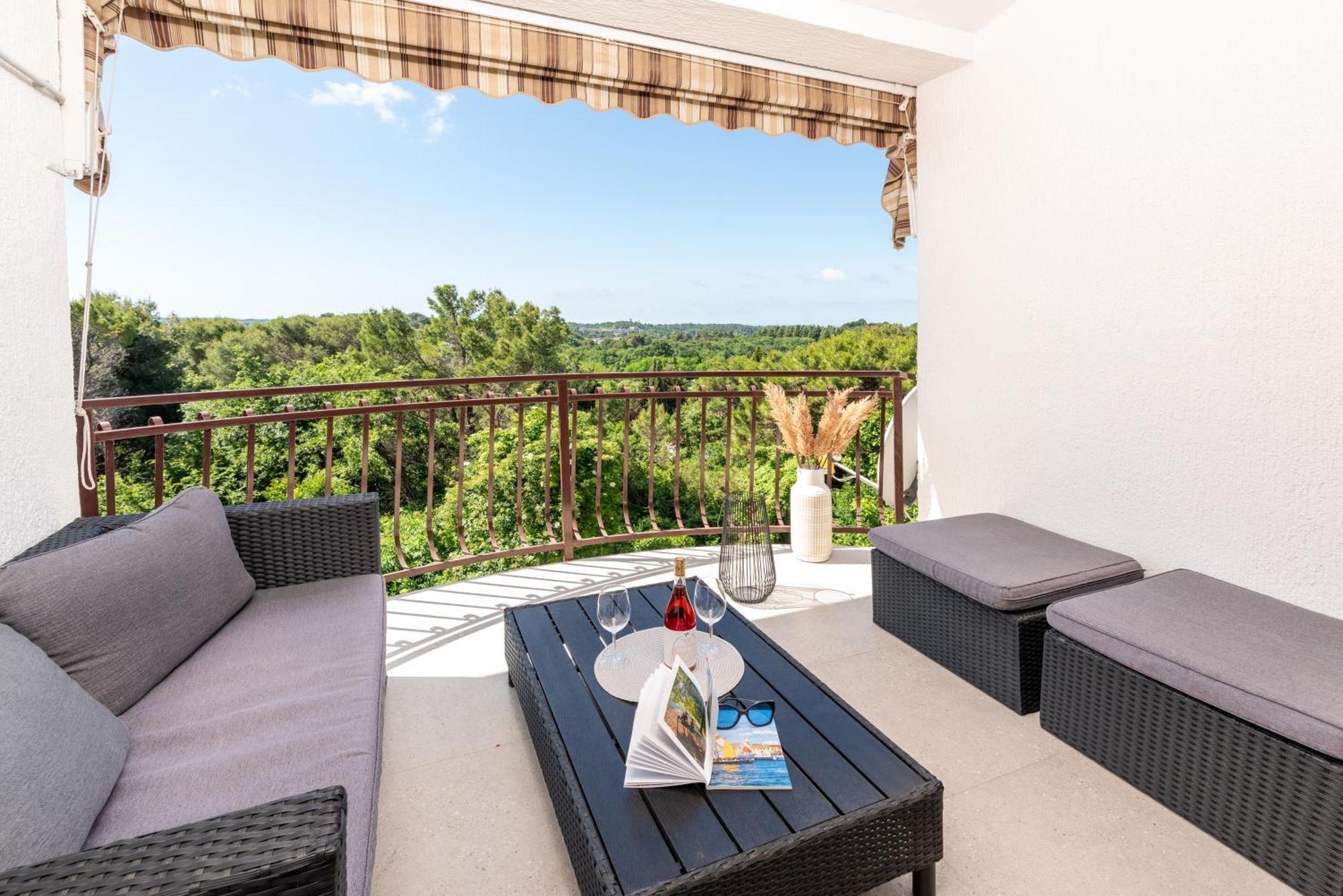 Premium Suite Kala Sea View Poreč Exteriör bild